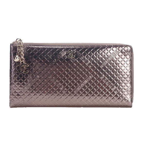 Replica Chanel A40319 Purple Patent Leather Zippy Wallet